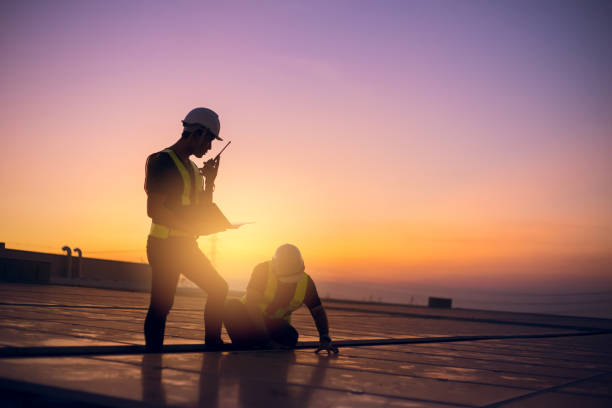 Best Roof Gutter Cleaning  in Farmersburg, IN